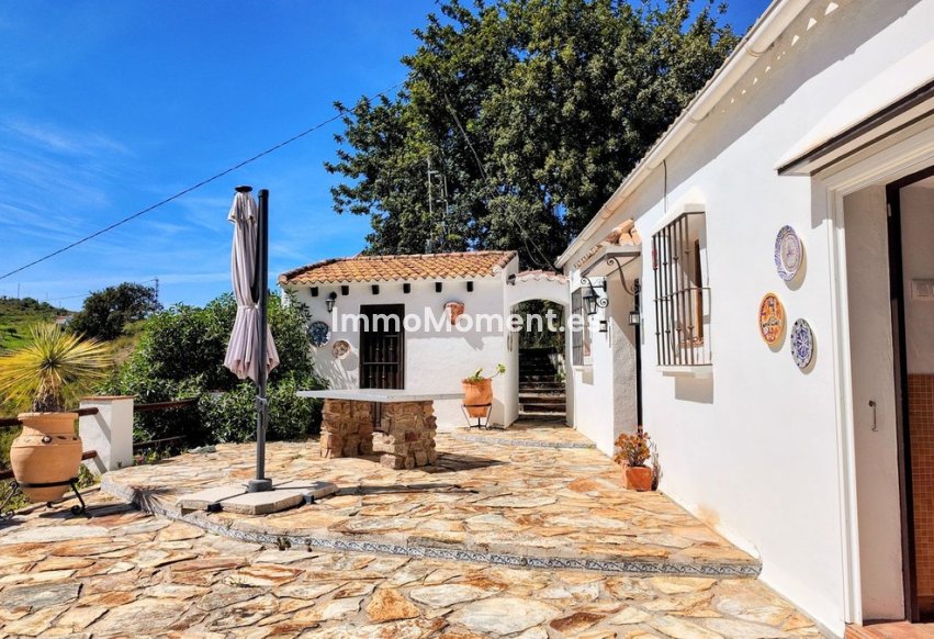 Reventa - Casa de campo - Interior  - Almogía