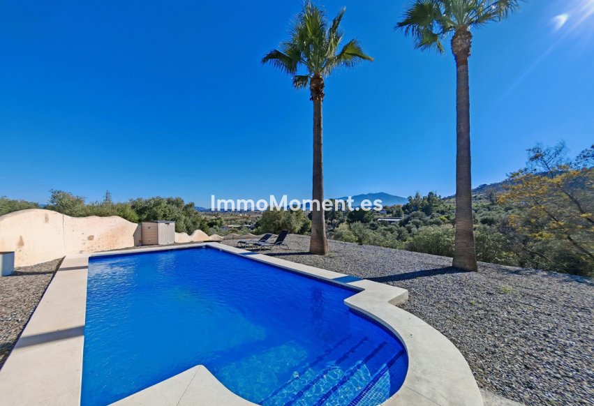 Reventa - Casa de campo - Interior  - Coín