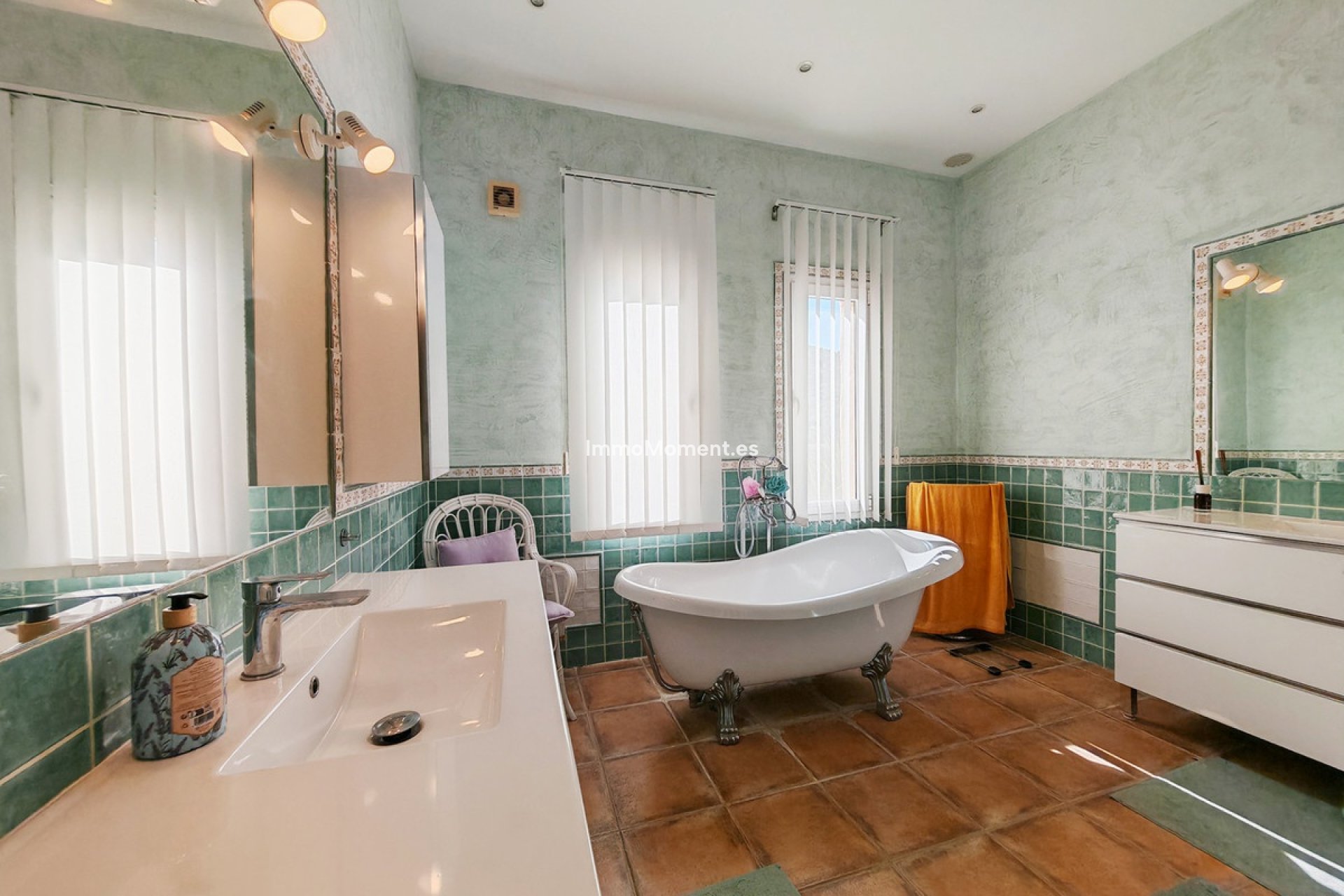 Reventa - Casa de campo - Interior  - Coín