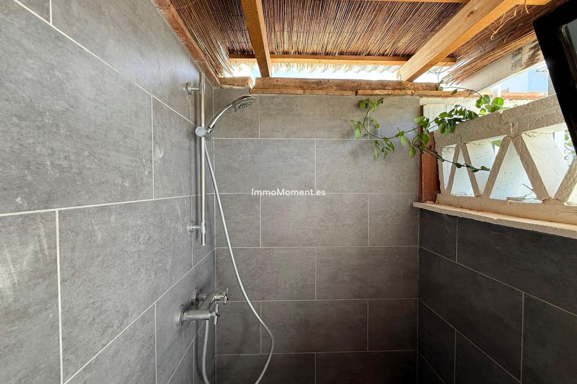 Reventa - Casa de campo - Interior  - Coín