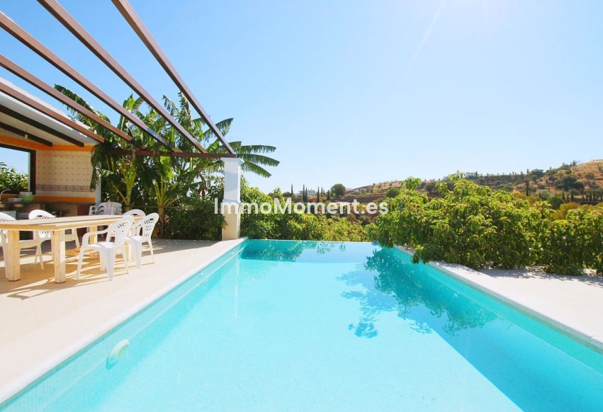 Reventa - Casa de campo - Interior  - Coín