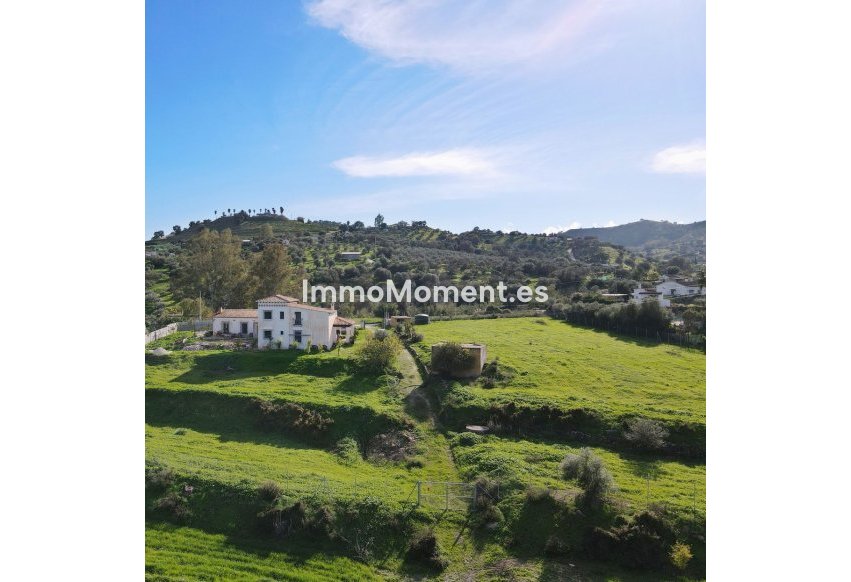 Reventa - Casa de campo - Interior  - Coín
