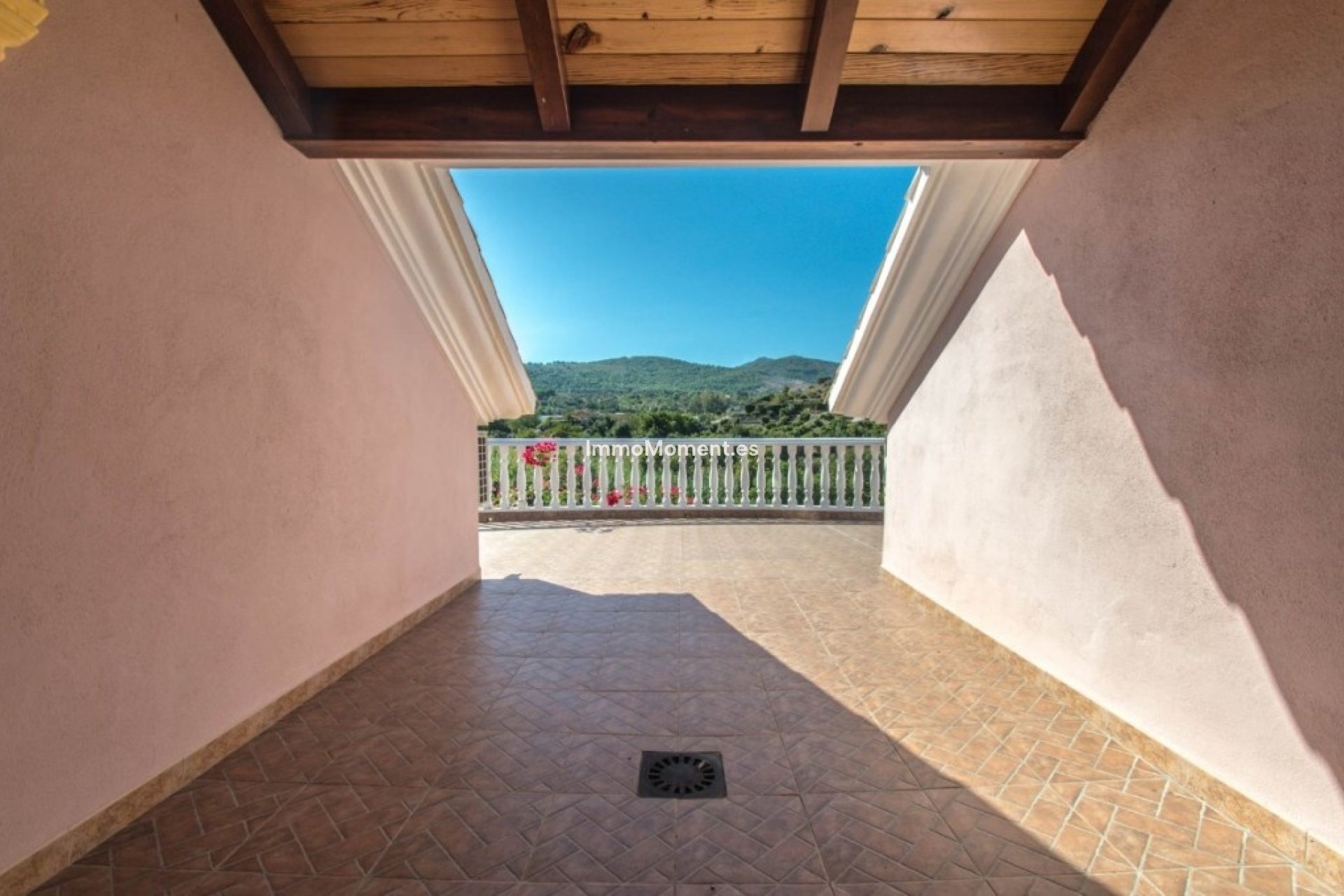 Reventa - Casa de campo - Interior  - Coín