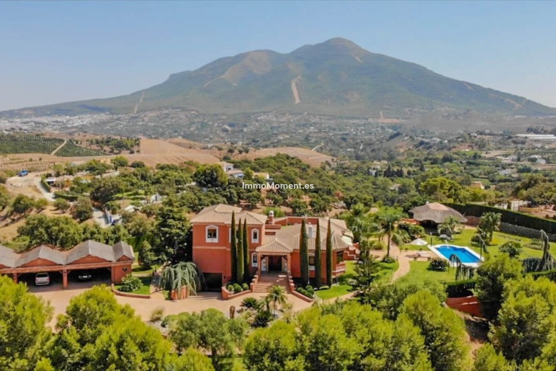 Reventa - Casa de campo - Interior  - Coín