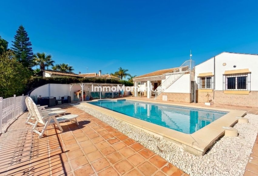 Reventa - Casa de campo - Interior  - Coín