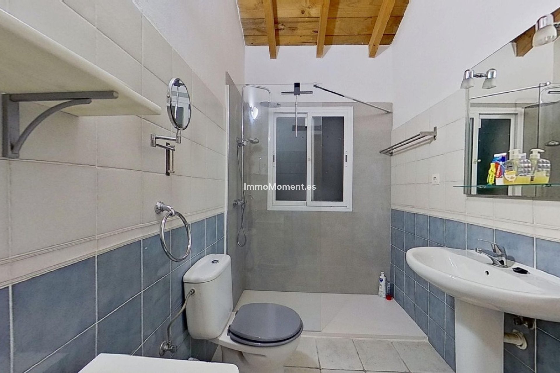 Reventa - Casa de campo - Interior  - Coín