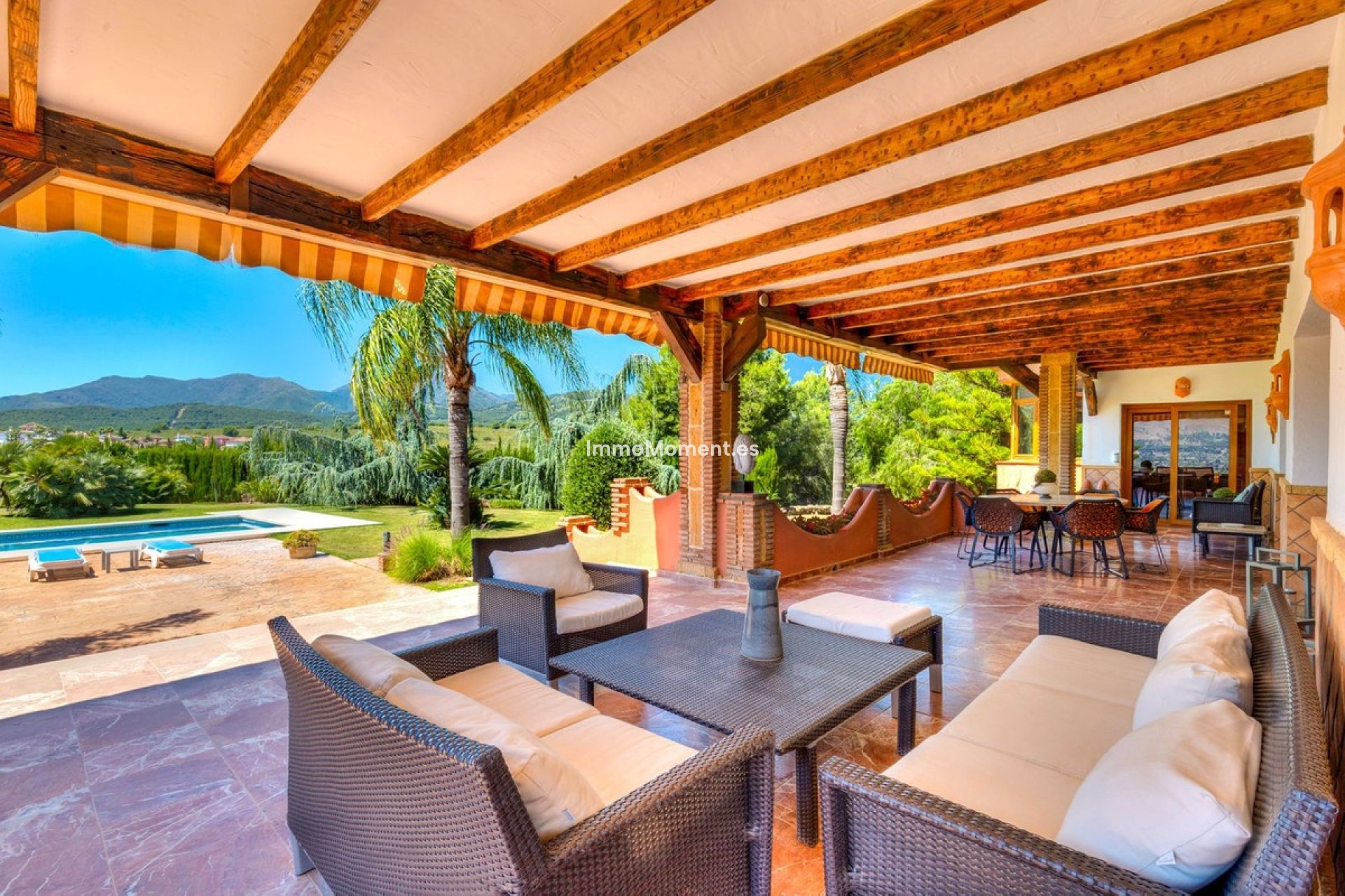 Reventa - Casa de campo - Interior  - Coín