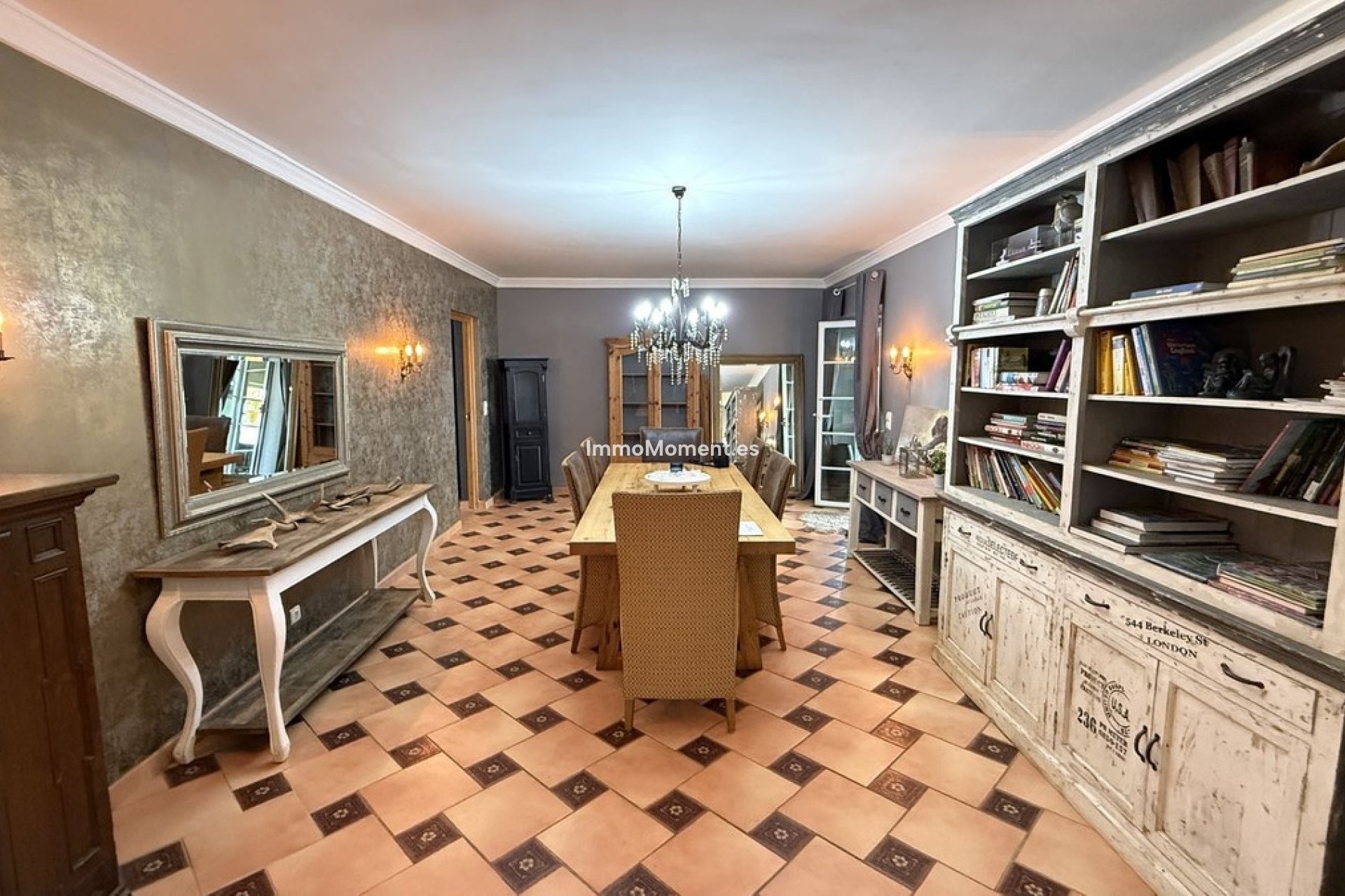 Reventa - Casa de campo - Interior  - Coín