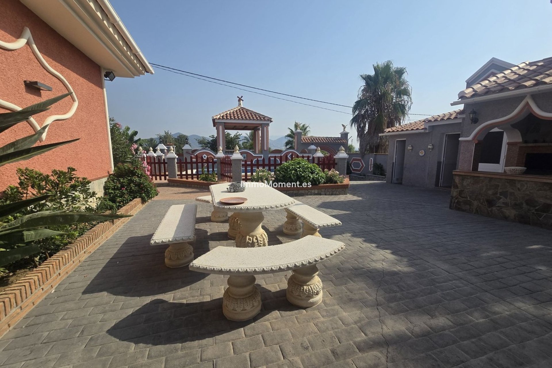 Reventa - Casa de campo - Interior  - Estacion de Cartama