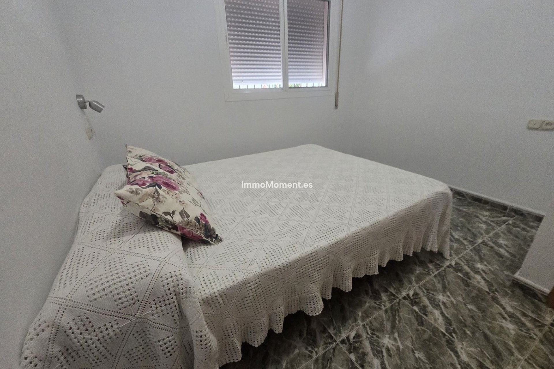 Reventa - Casa de campo - Interior  - Estacion de Cartama