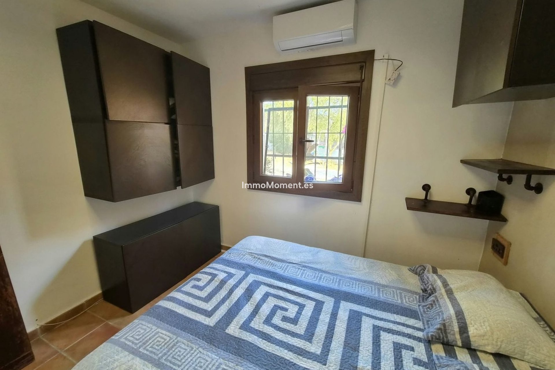 Reventa - Casa de campo - Interior  - Estacion de Cartama