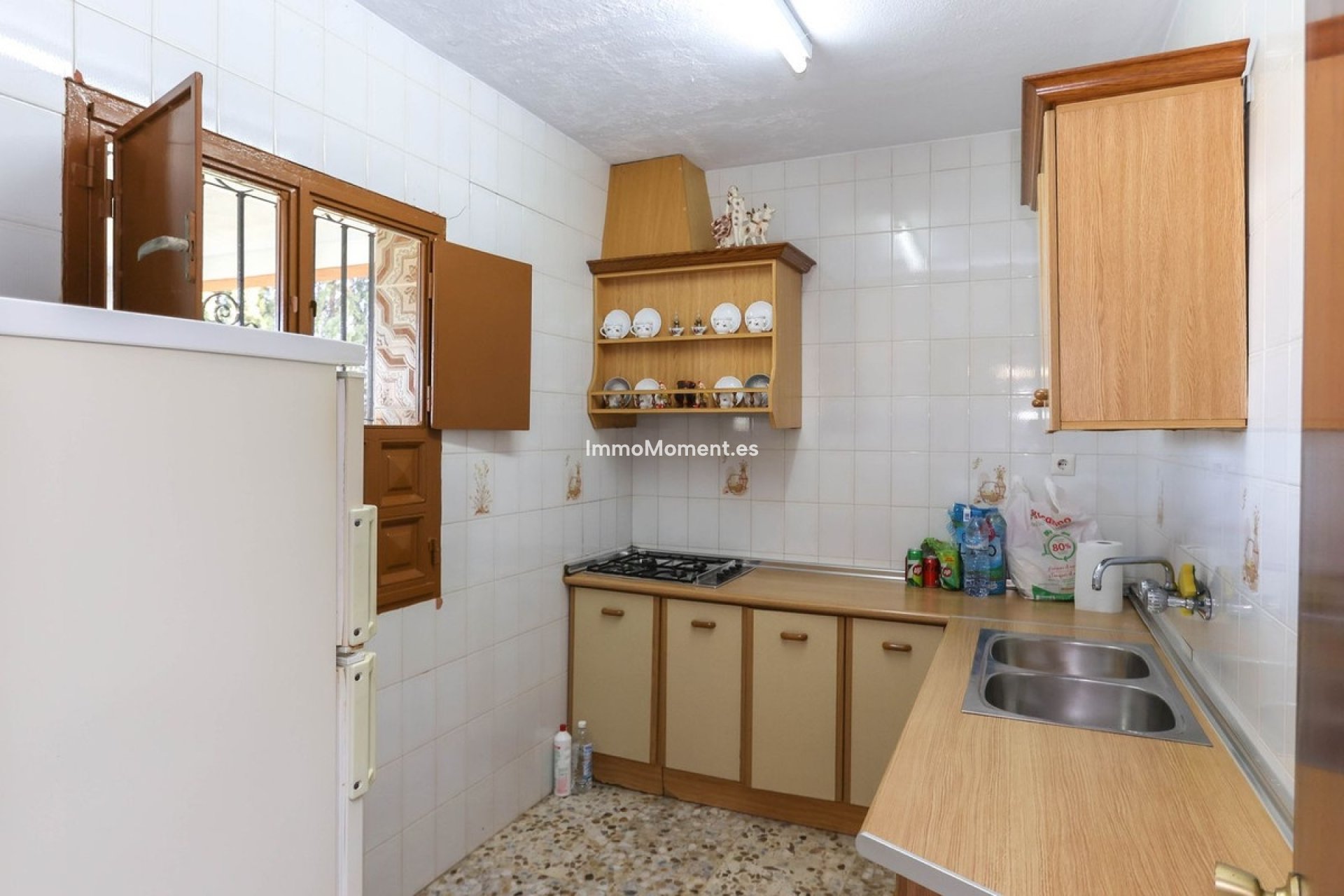 Reventa - Casa de campo - Interior  - Guaro