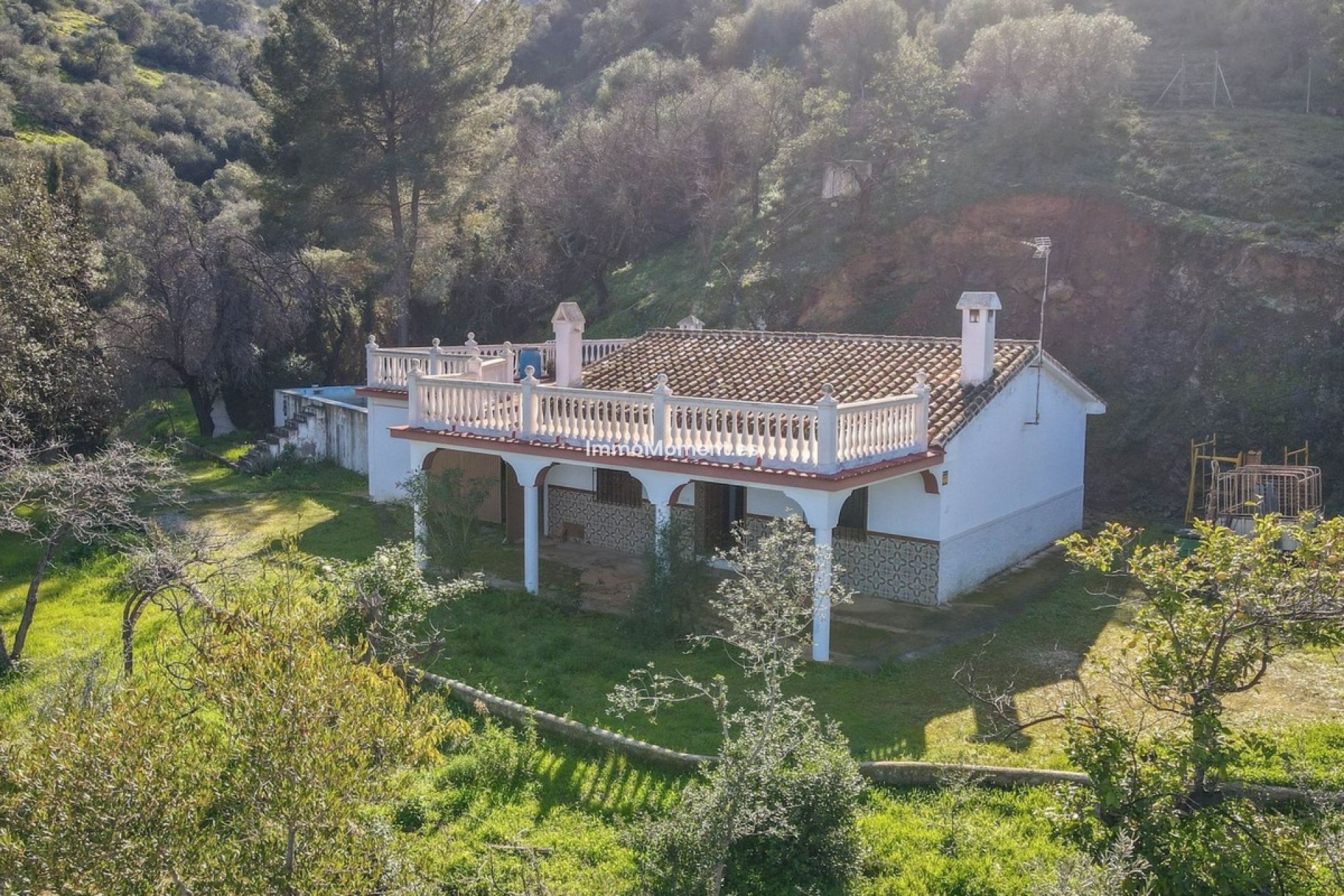 Reventa - Casa de campo - Interior  - Guaro