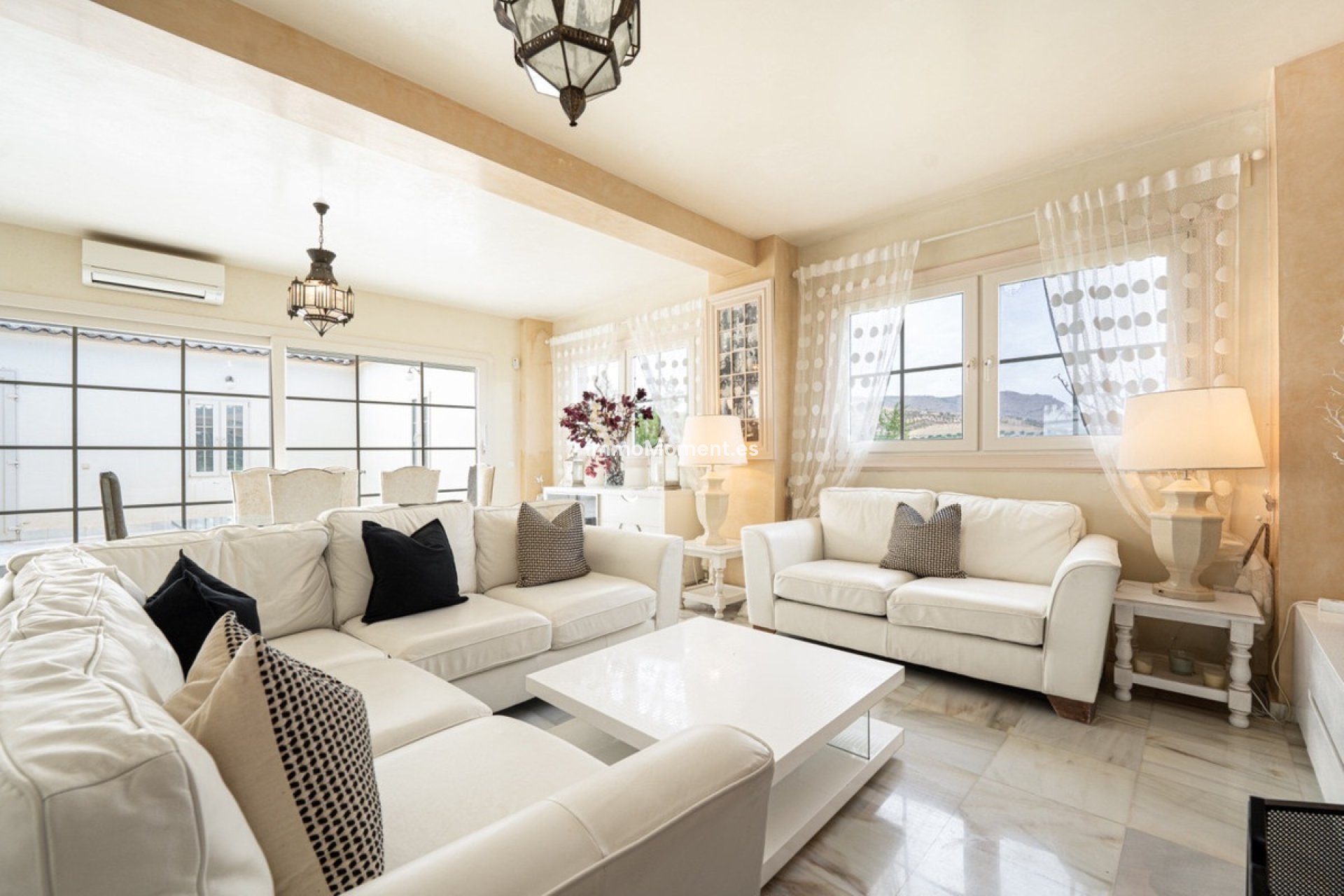 Reventa - Casa de campo - Interior  - Pizarra