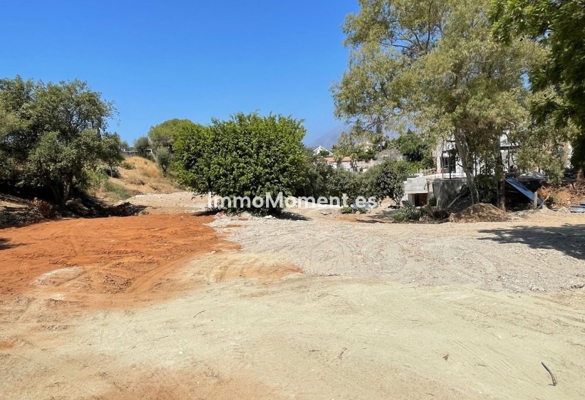 Reventa - Parcela - Marbella - El Rosario