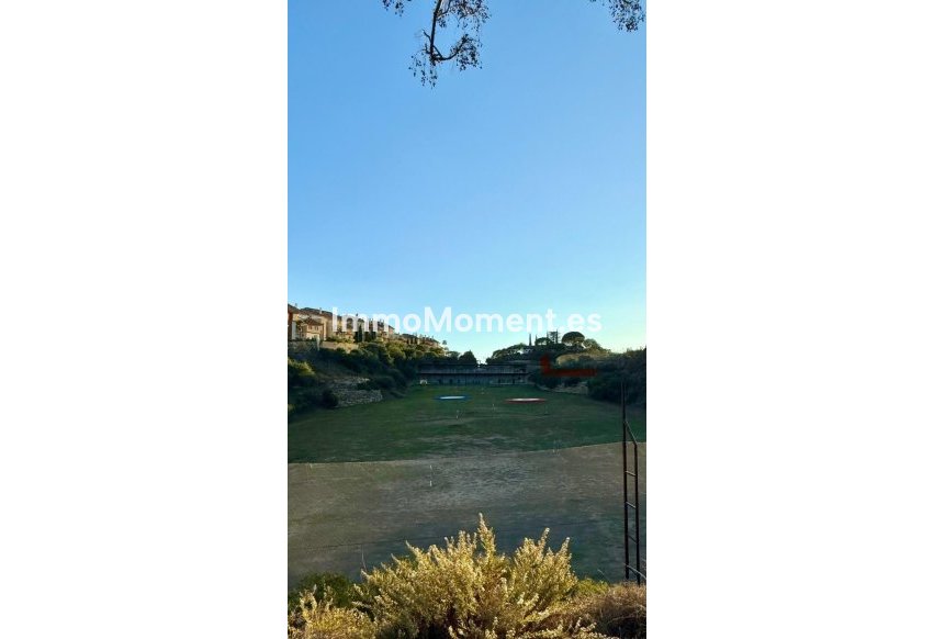 Reventa - Parcela - Marbella - Elviria