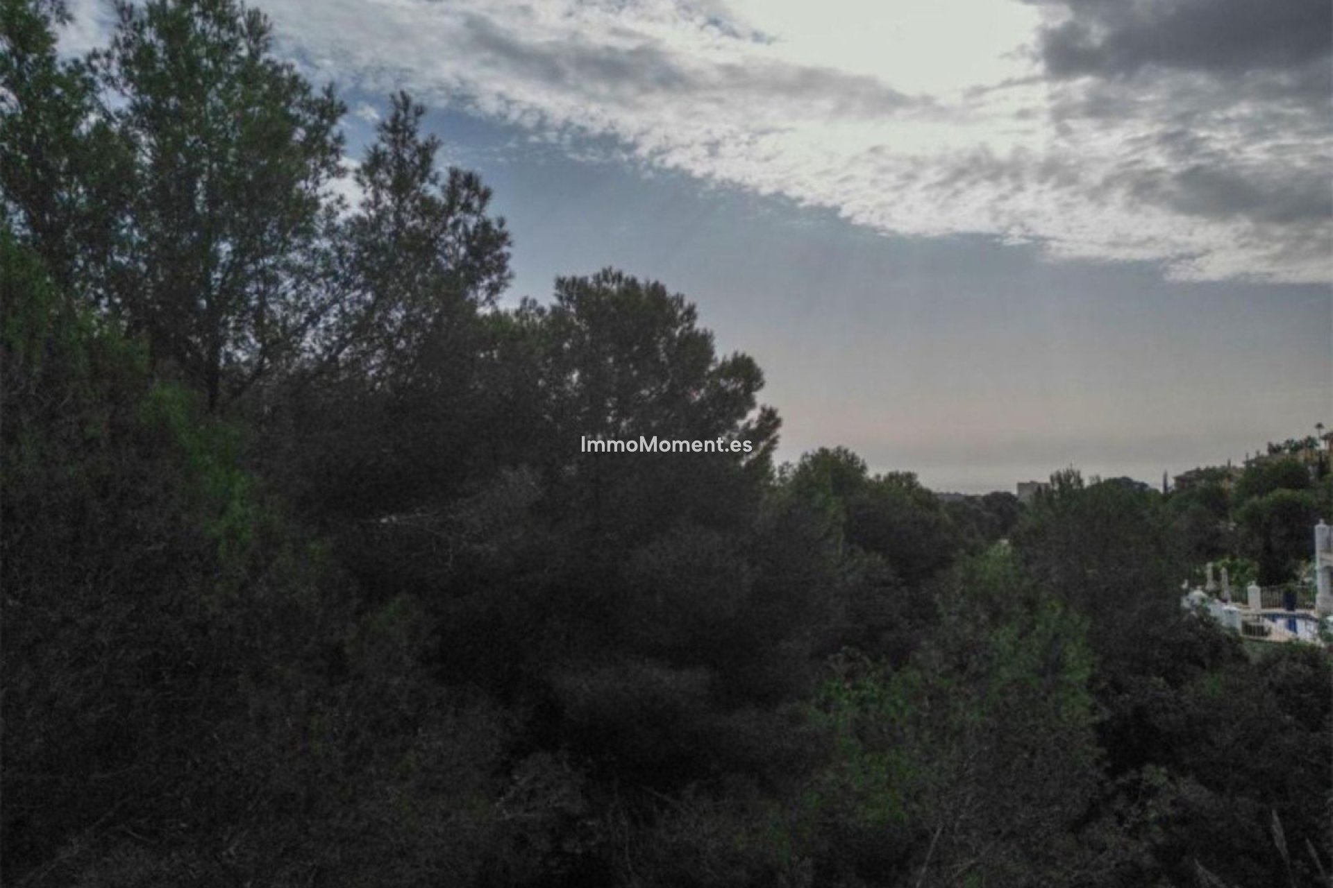 Reventa - Parcela - Marbella - Elviria