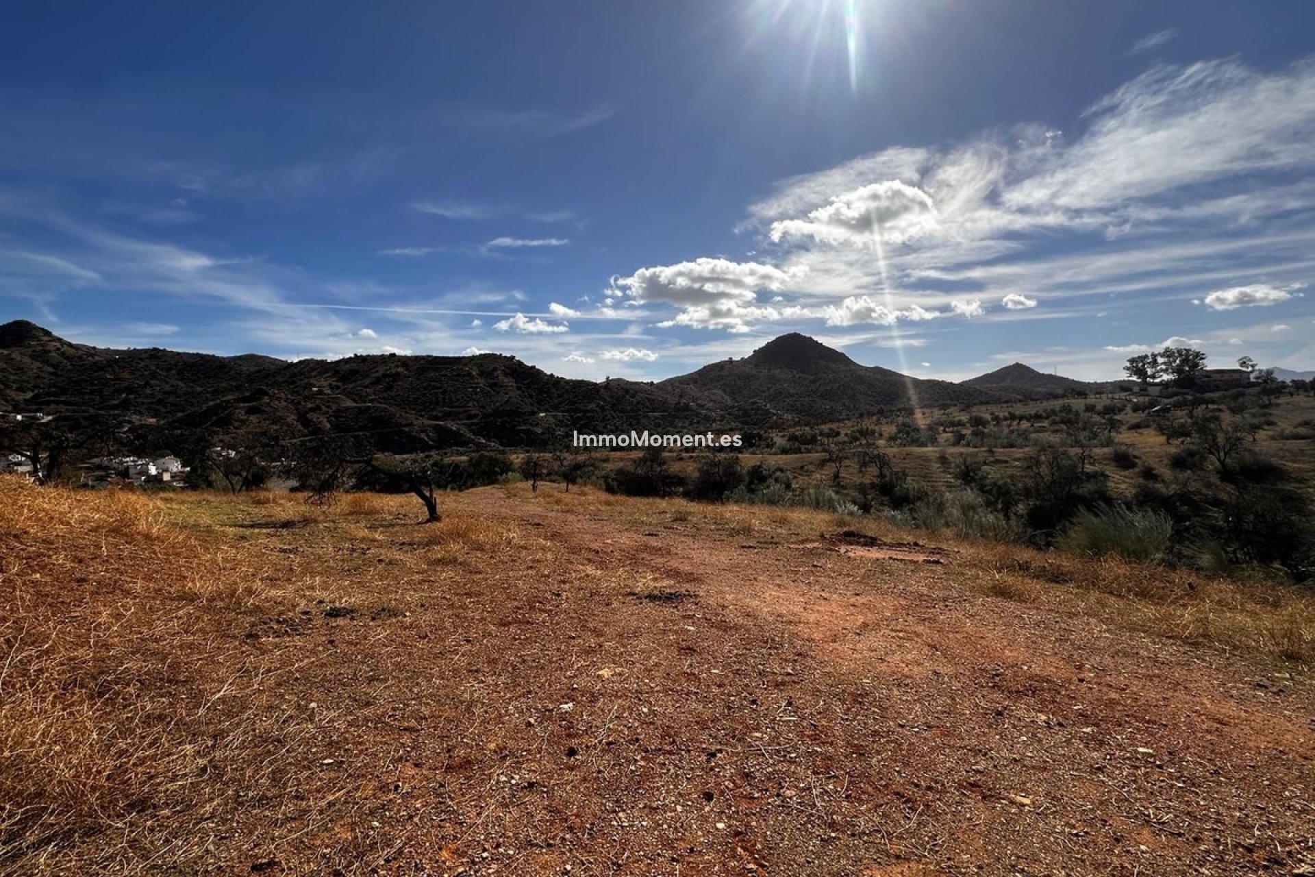 Reventa - Terreno - Interior  - Almogía