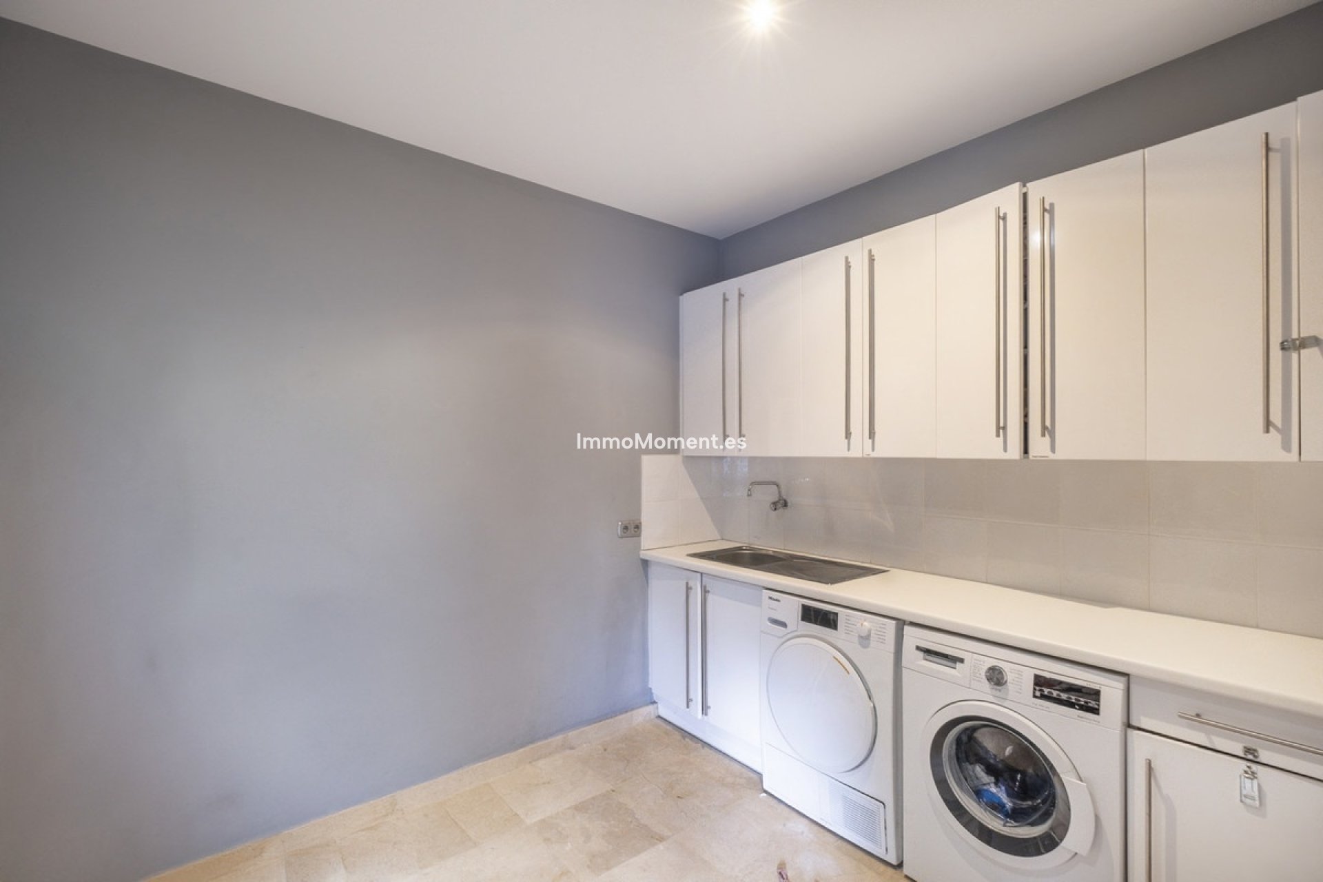 Reventa - Villa - Benahavís - El Madroñal