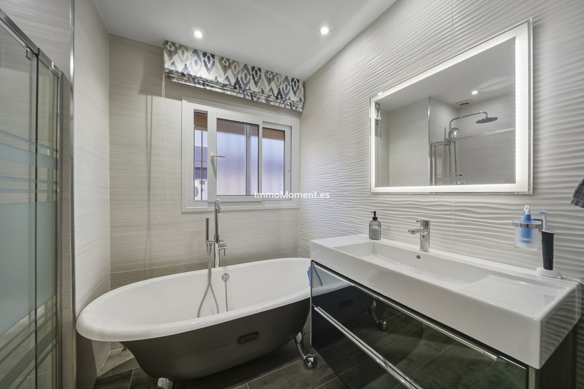 Reventa - Villa - Benalmadena - Benalmadena Costa