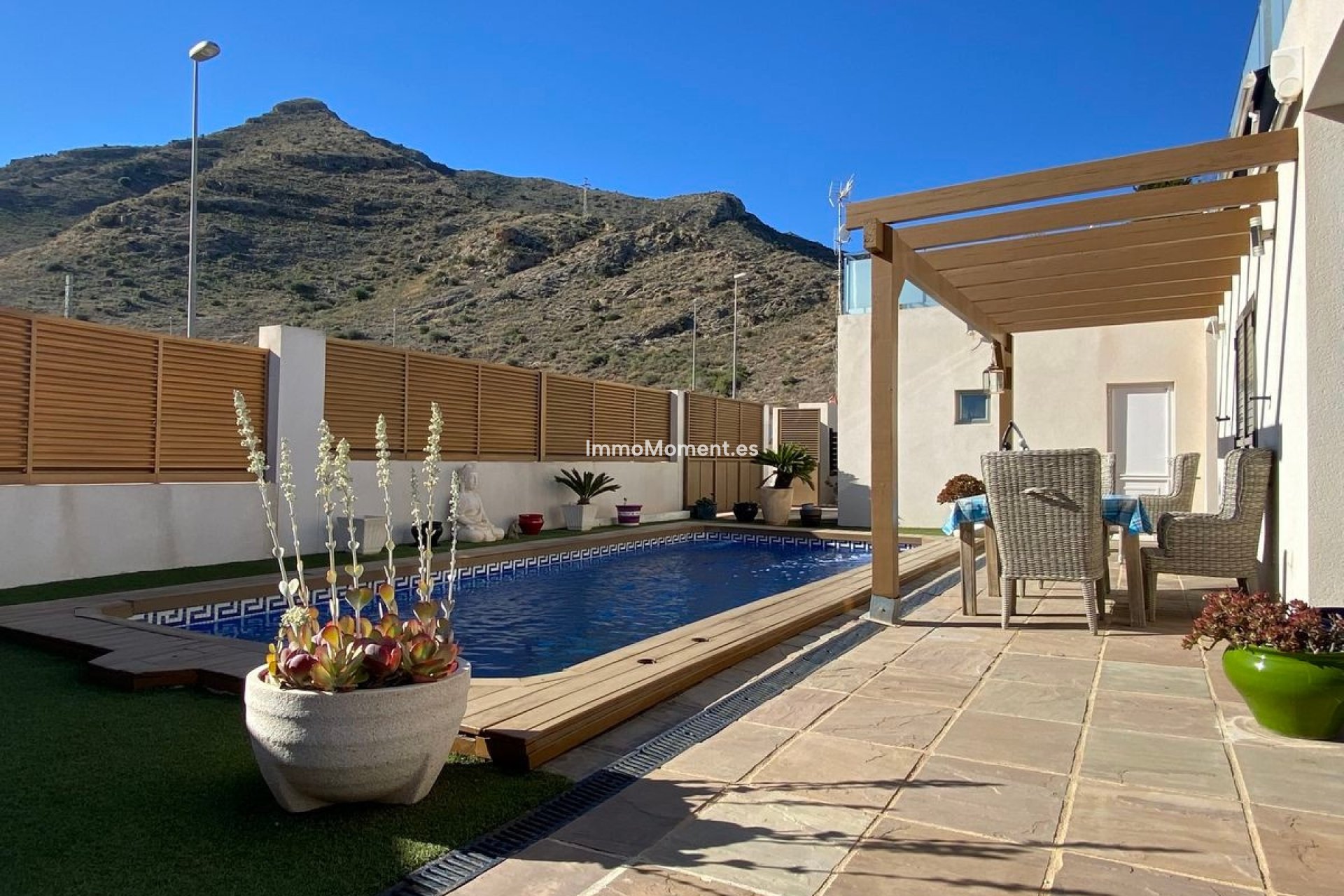 Reventa - Villa - Cox