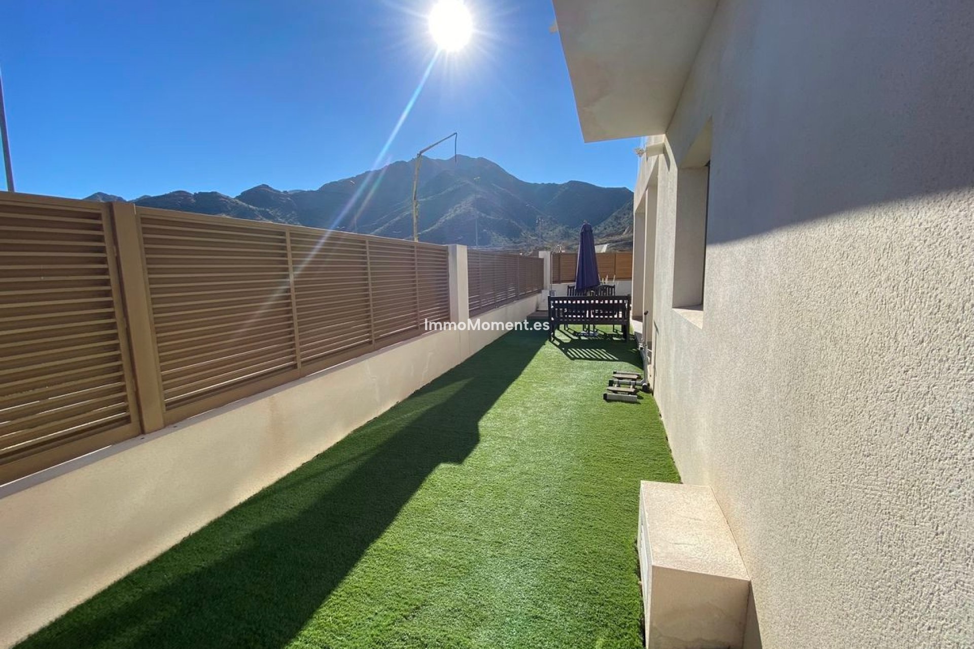 Reventa - Villa - Cox