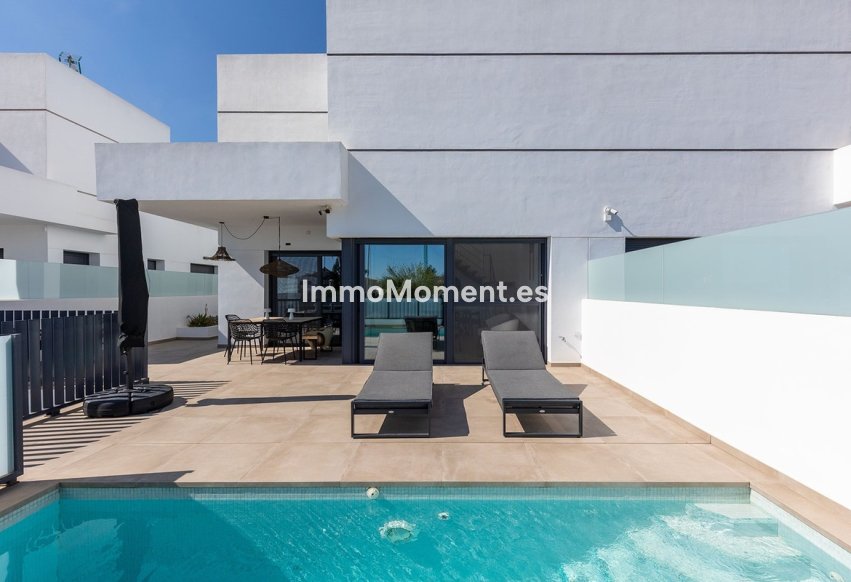 Reventa - Villa - Dolores - Dolores Centro