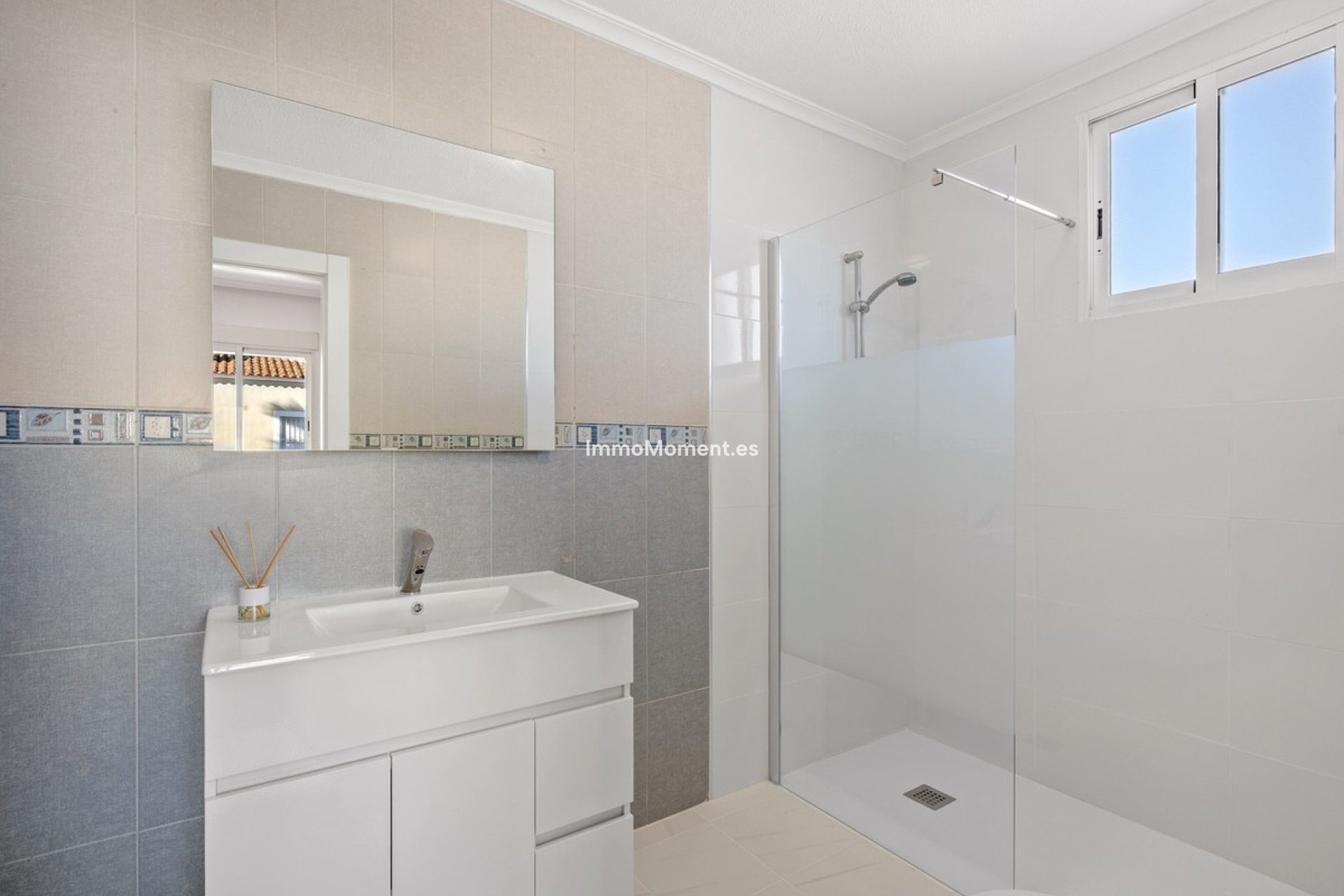 Reventa - Villa - Dolores - Dolores Centro