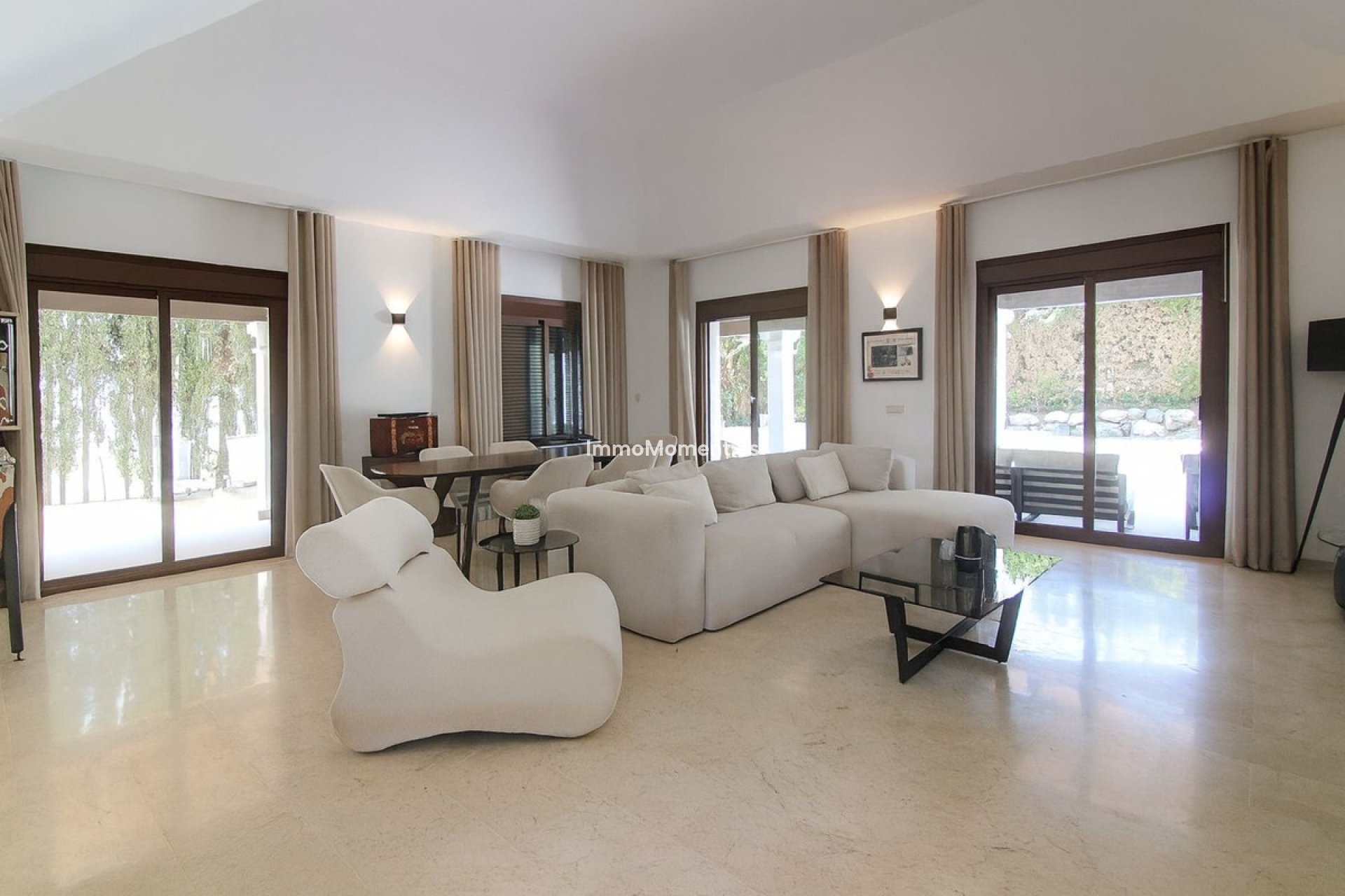 Reventa - Villa - El Paraiso - New Golden Mile