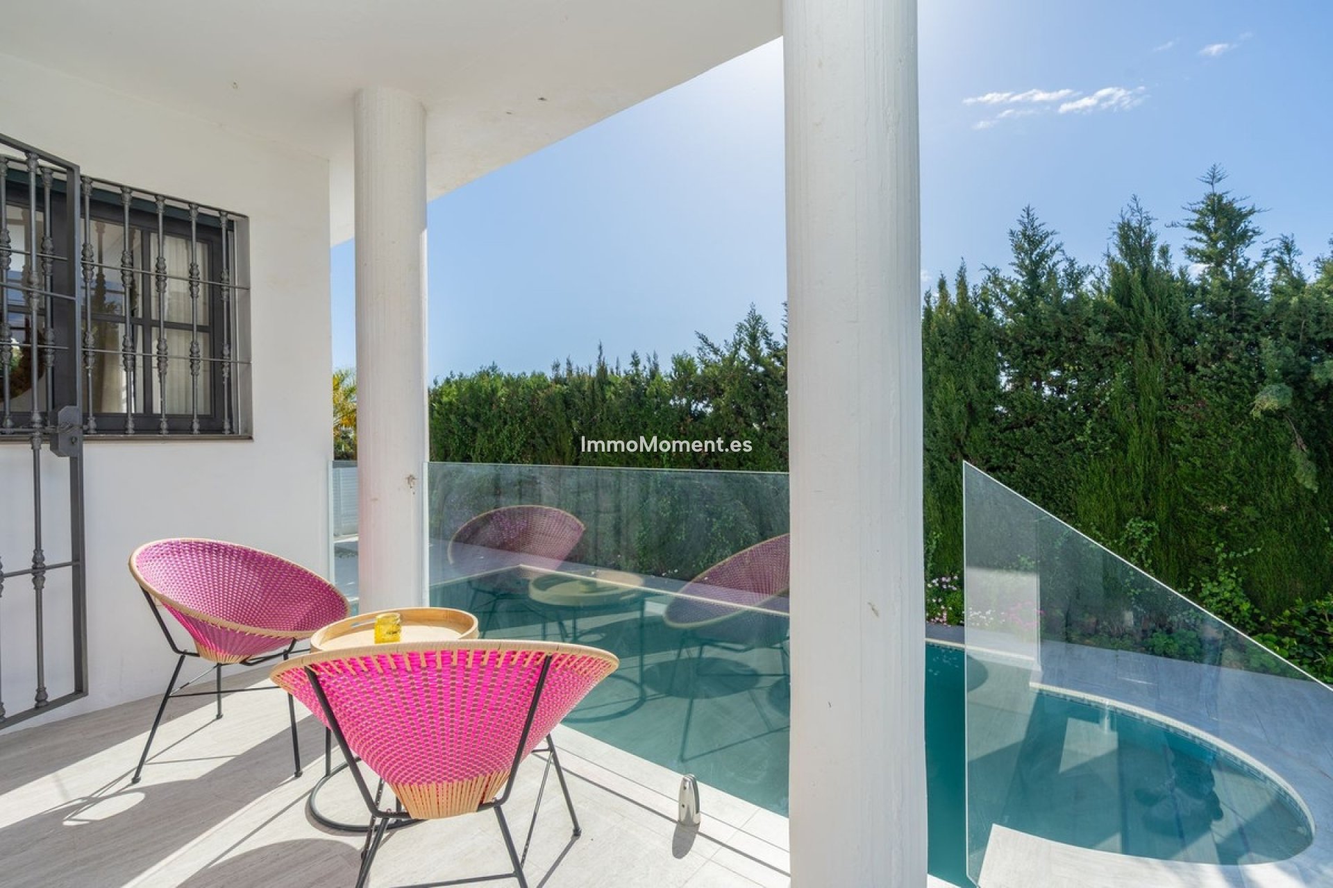 Reventa - Villa - El Paraiso - New Golden Mile