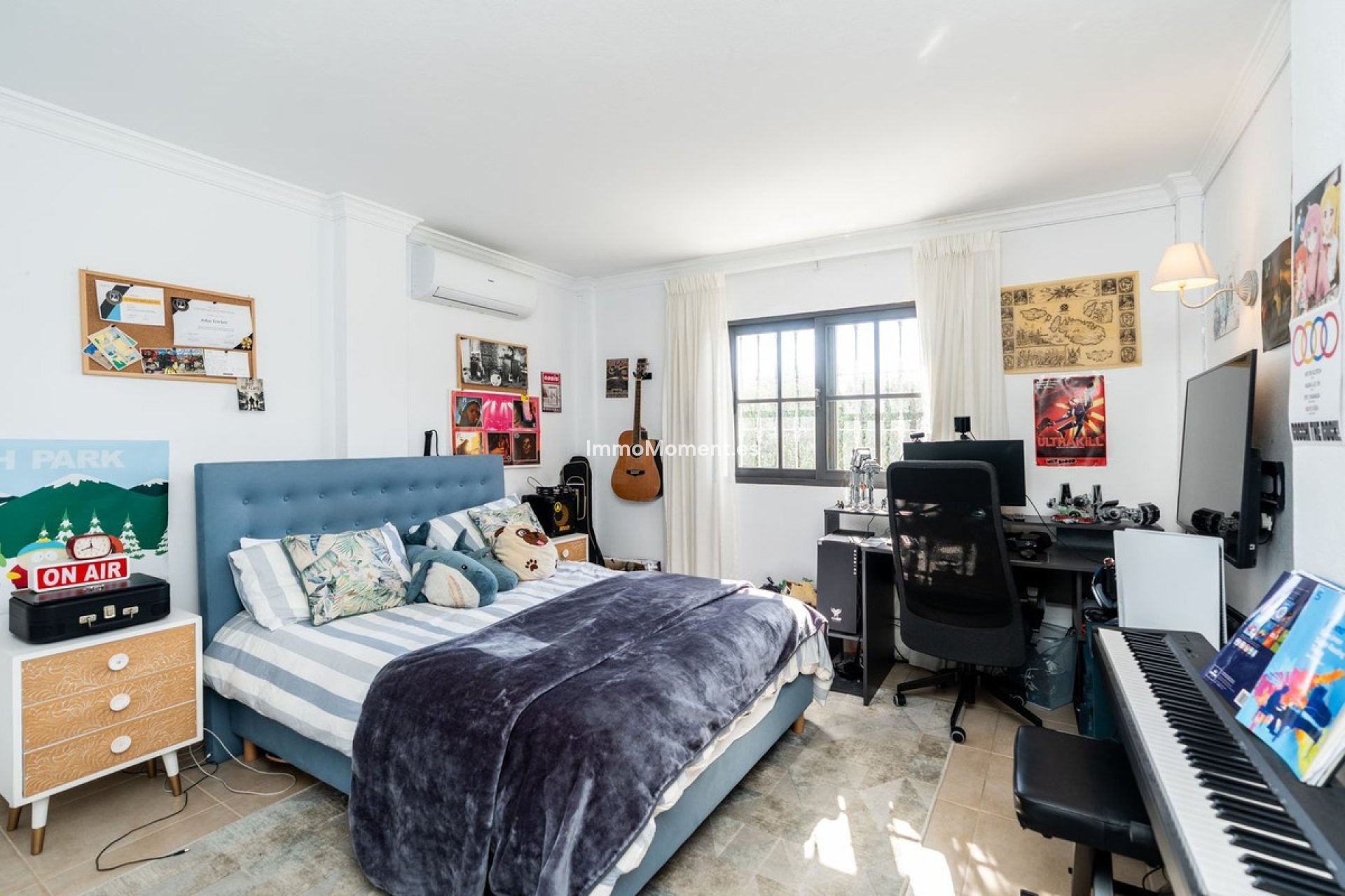 Reventa - Villa - El Paraiso - New Golden Mile