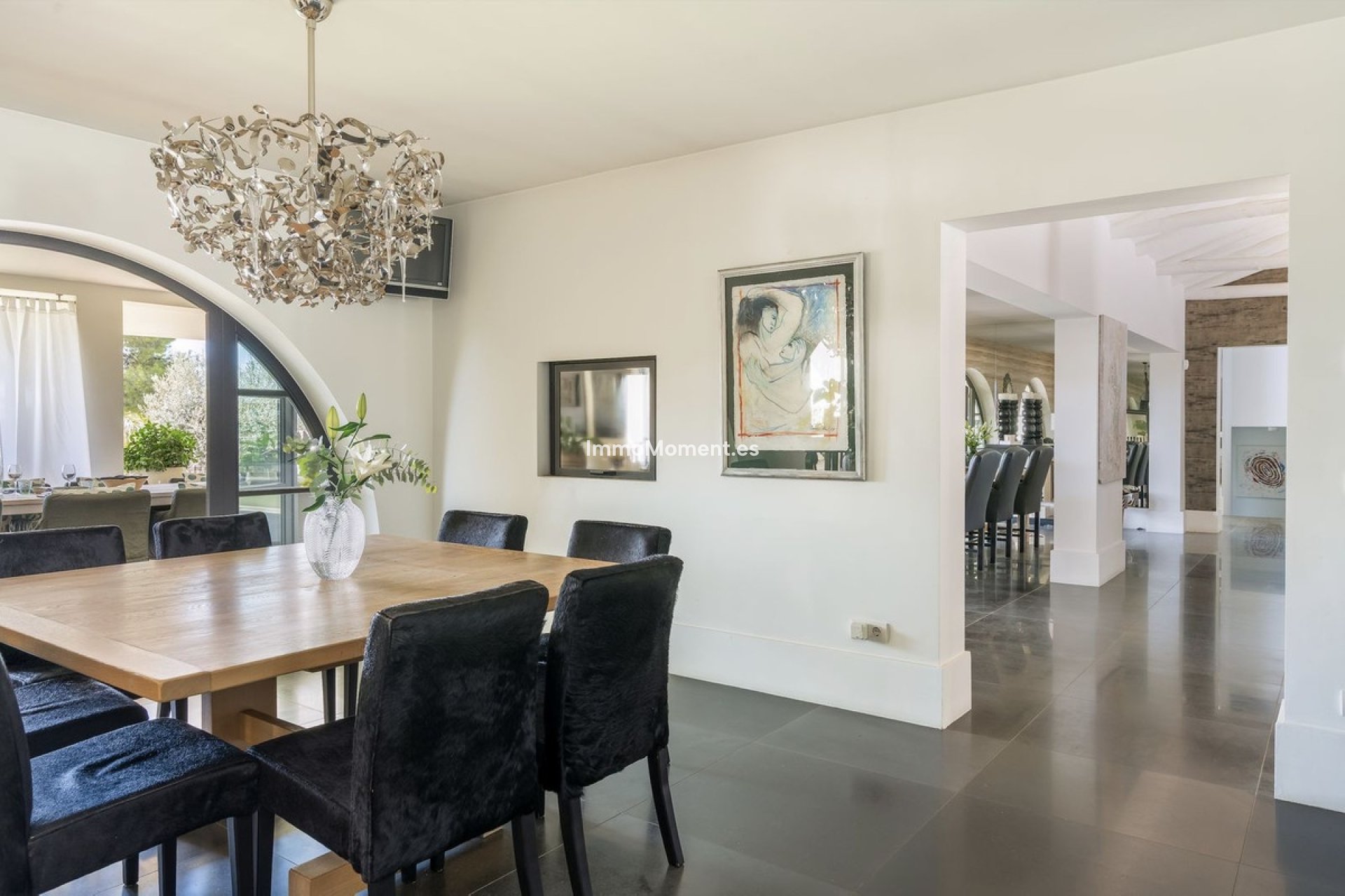 Reventa - Villa - El Paraiso - New Golden Mile