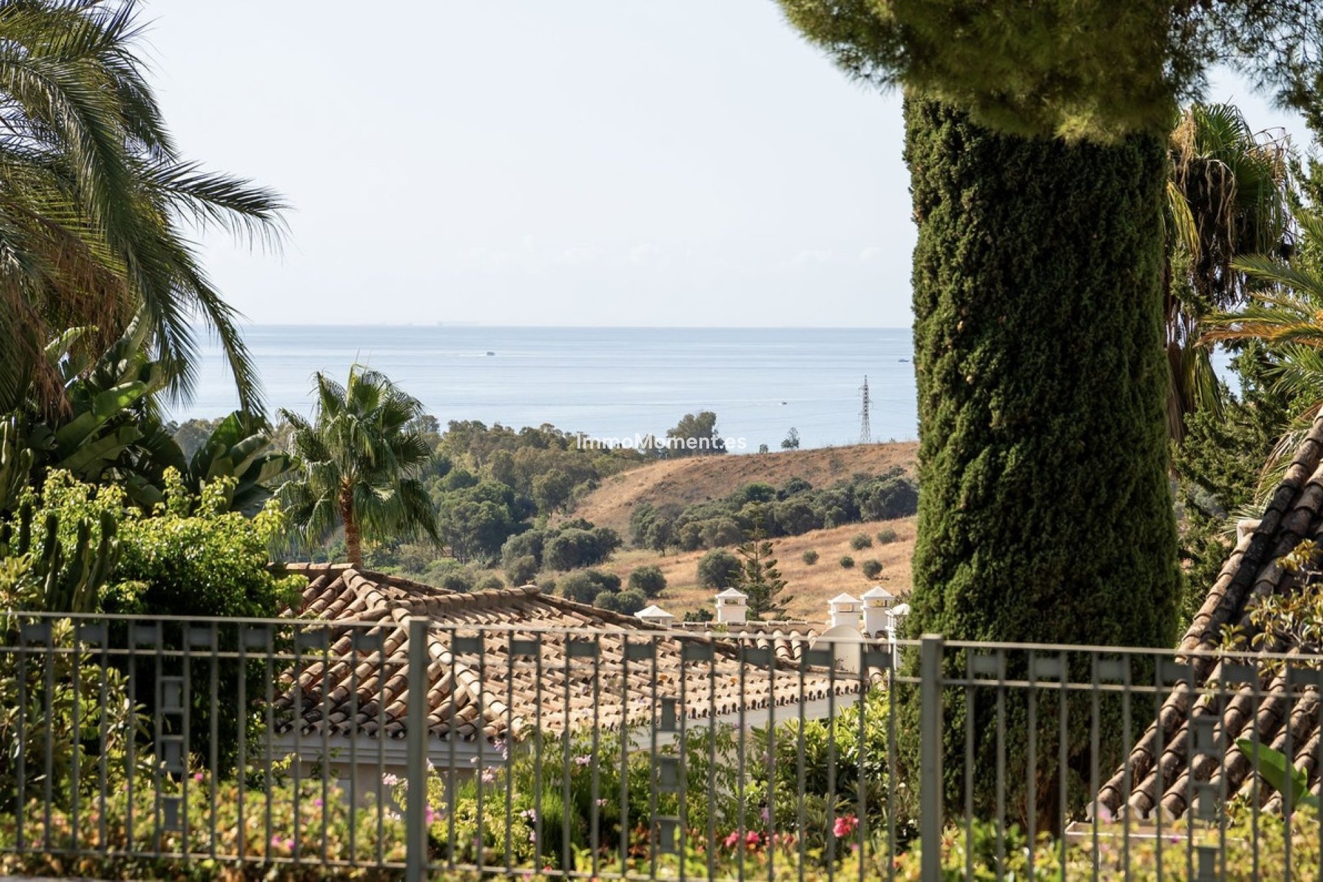 Reventa - Villa - El Paraiso - New Golden Mile