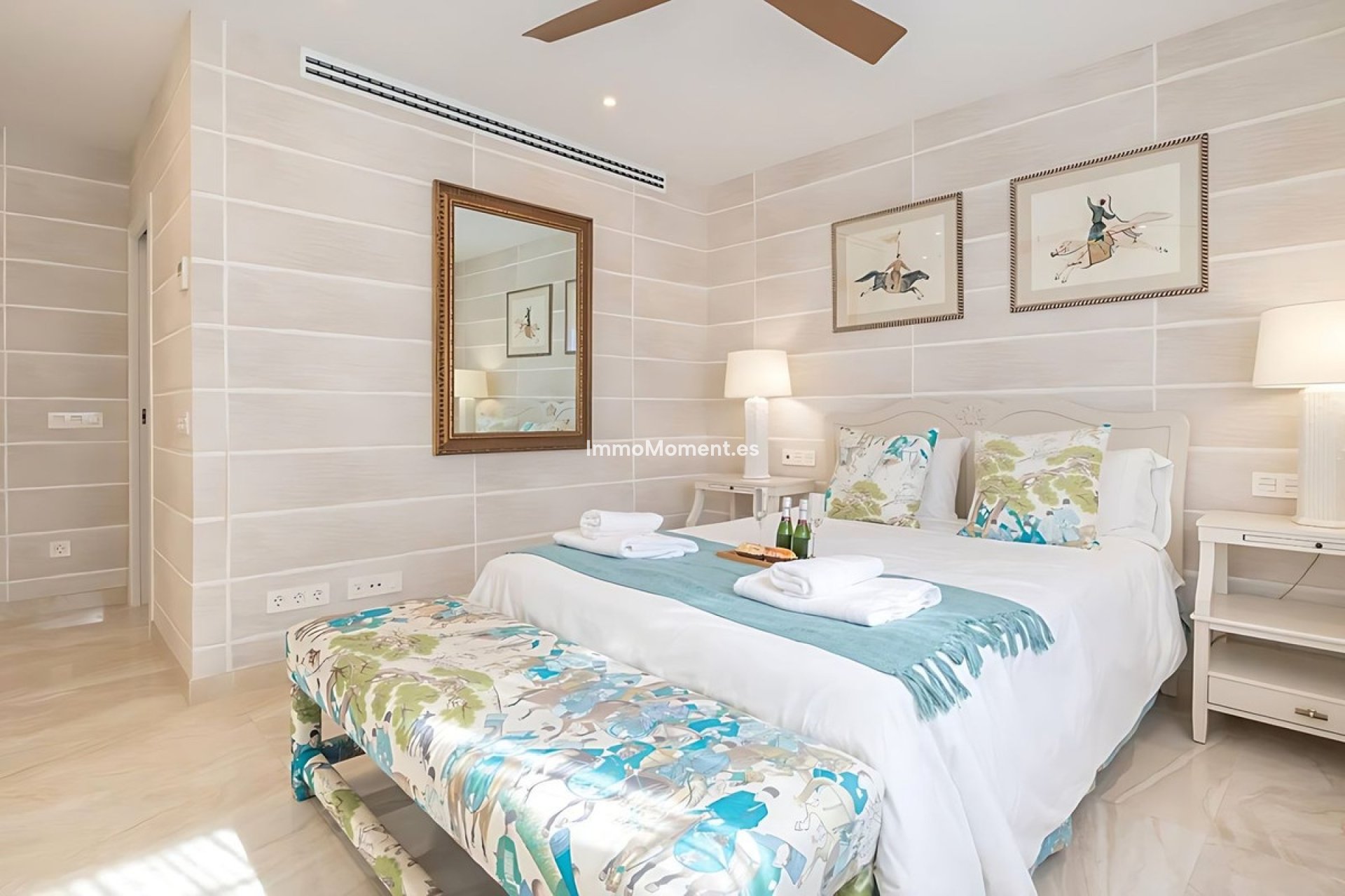 Reventa - Villa - El Paraiso - New Golden Mile