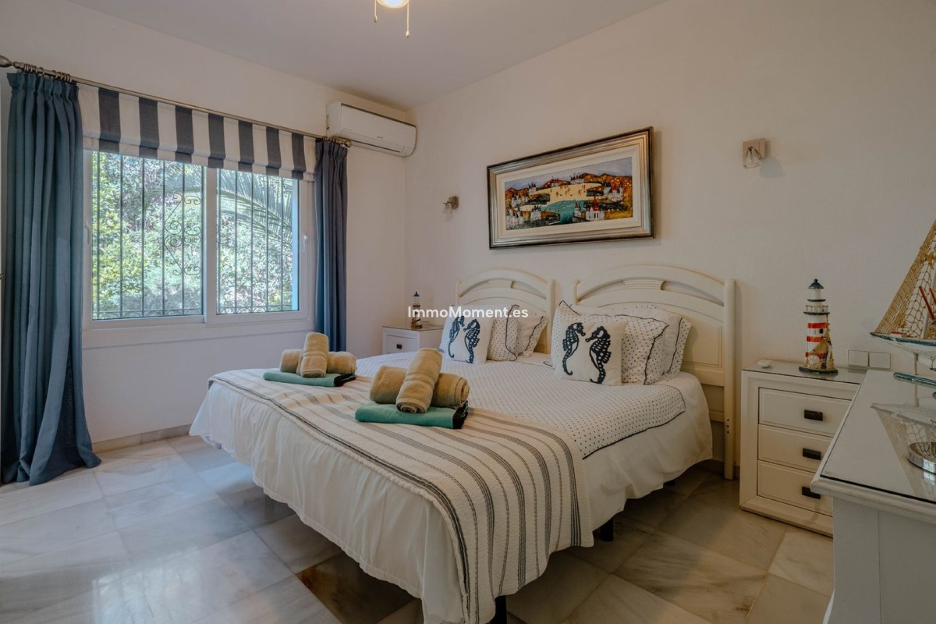 Reventa - Villa - El Paraiso - New Golden Mile