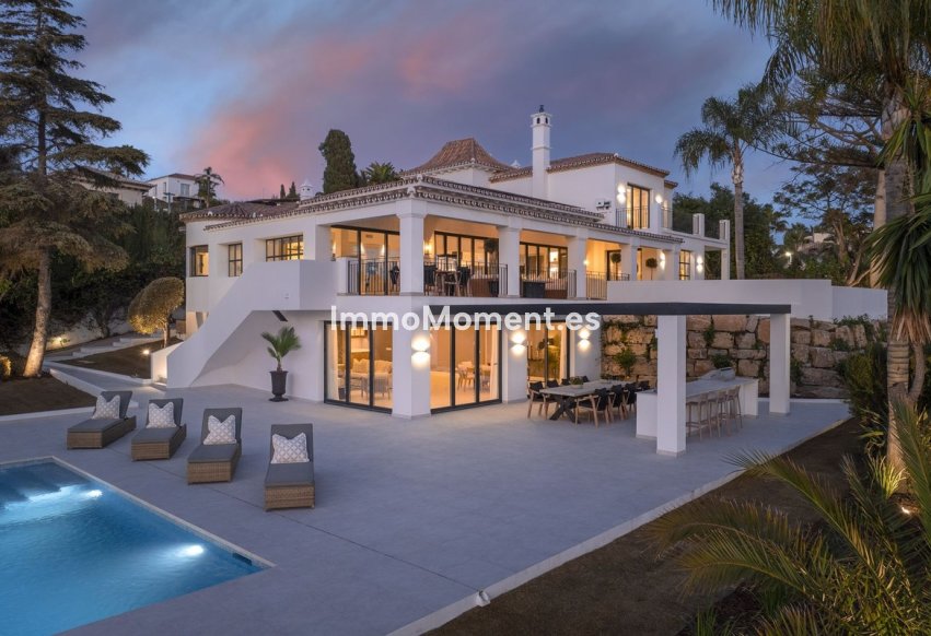 Reventa - Villa - El Paraiso - New Golden Mile