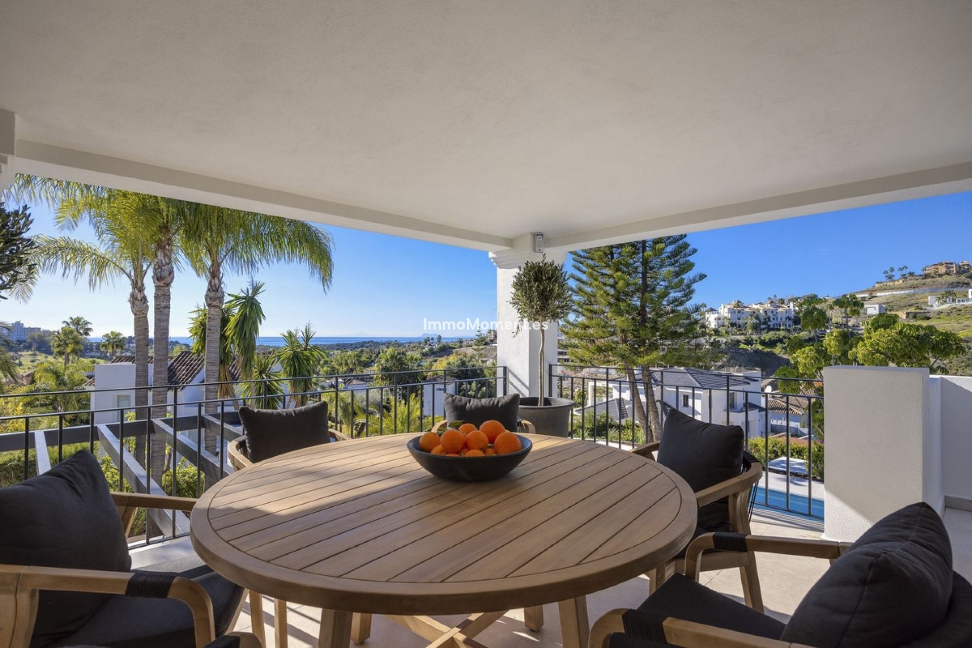 Reventa - Villa - El Paraiso - New Golden Mile