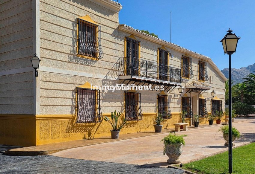 Reventa - Villa - Elda - Elda Centro