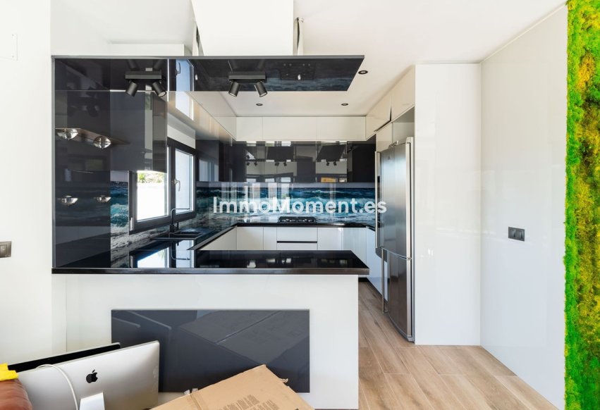 Reventa - Villa - Estepona  - Estepona Centro