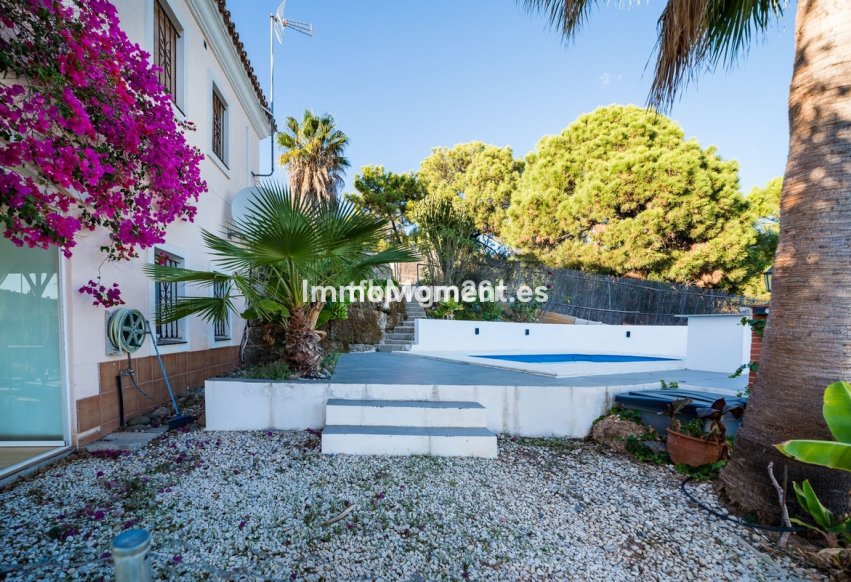 Reventa - Villa - Estepona  - Estepona Centro