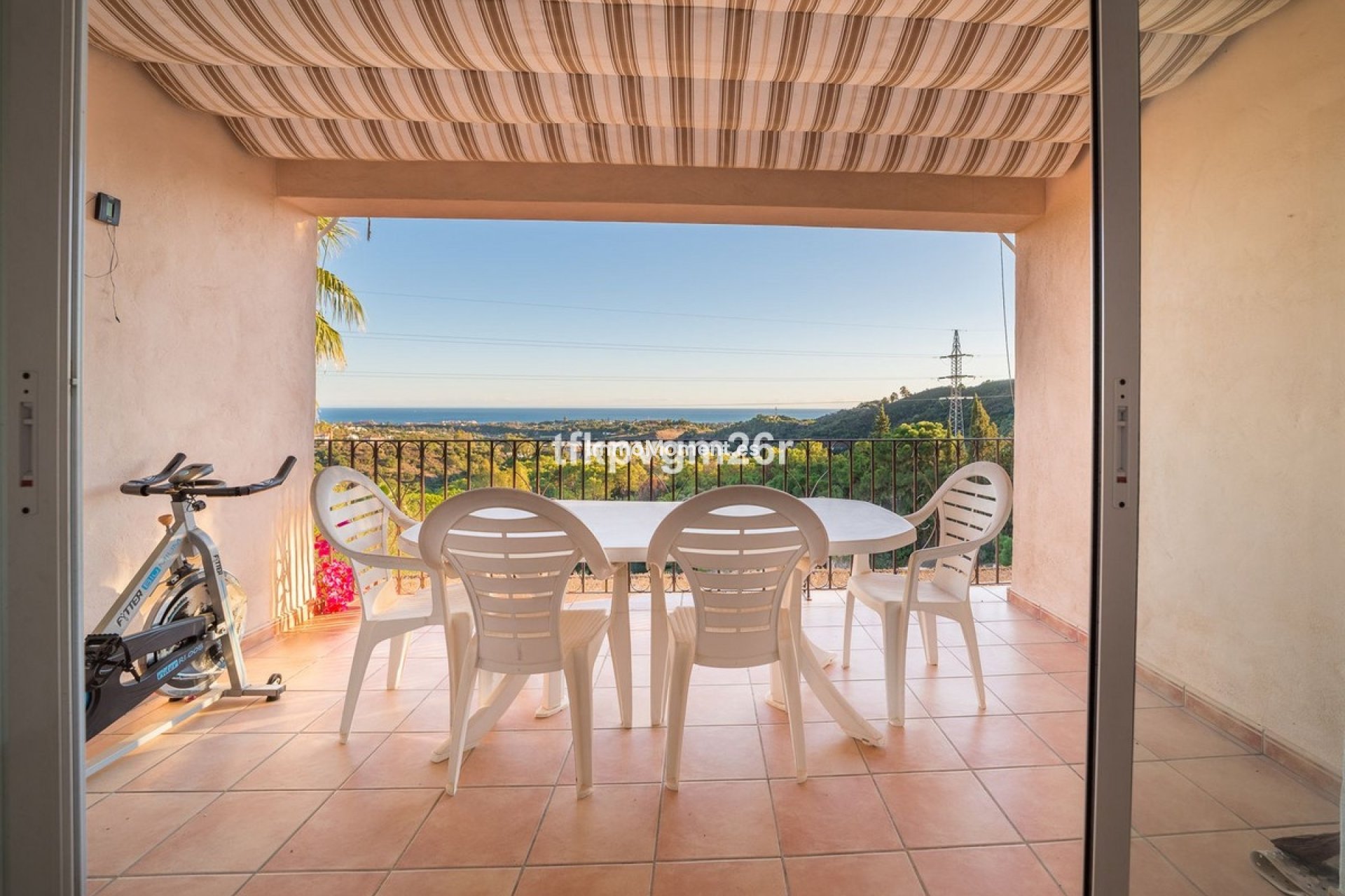 Reventa - Villa - Estepona  - Estepona Centro