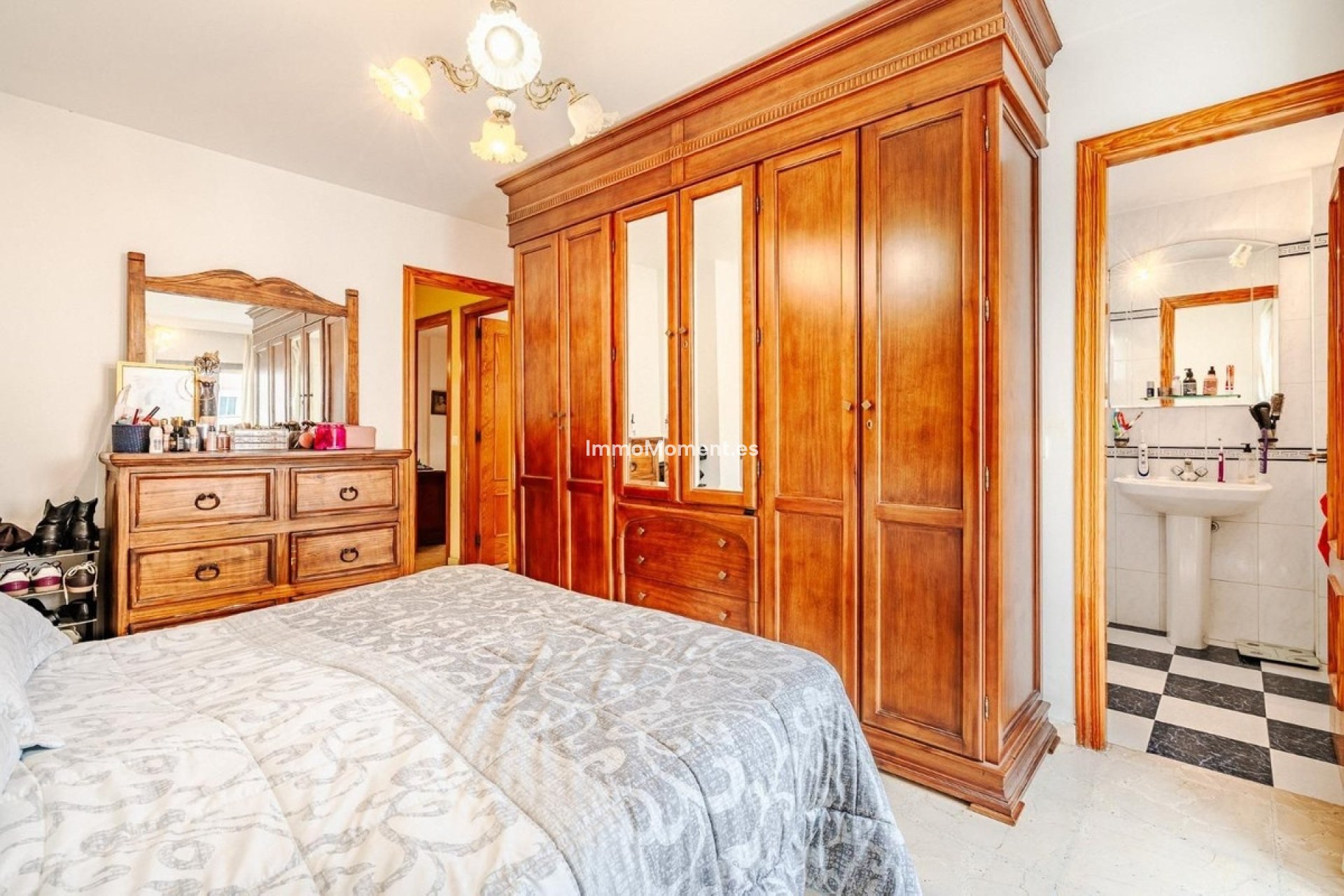 Reventa - Villa - Estepona  - Estepona Centro