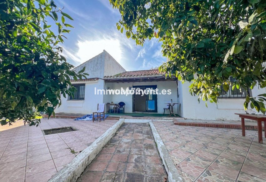 Reventa - Villa - Estepona  - New Golden Mile