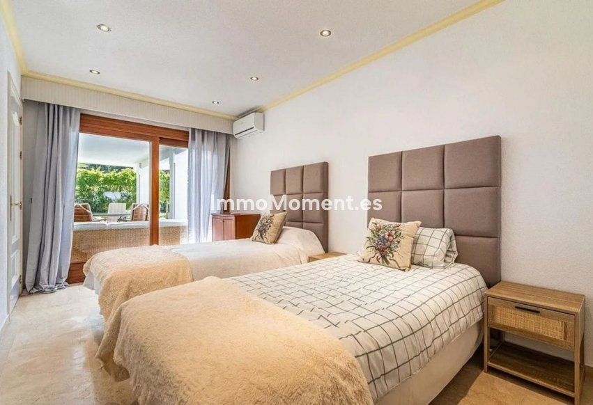 Reventa - Villa - Estepona  - New Golden Mile