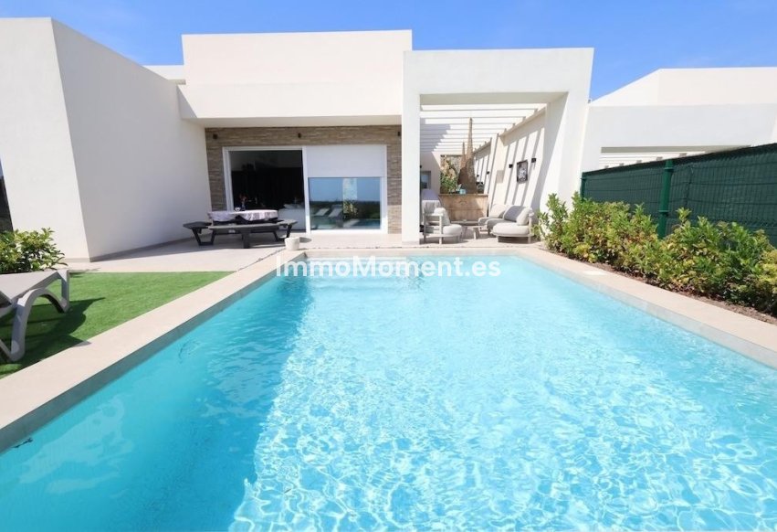 Reventa - Villa independiente - Algorfa - Algorfa Centro