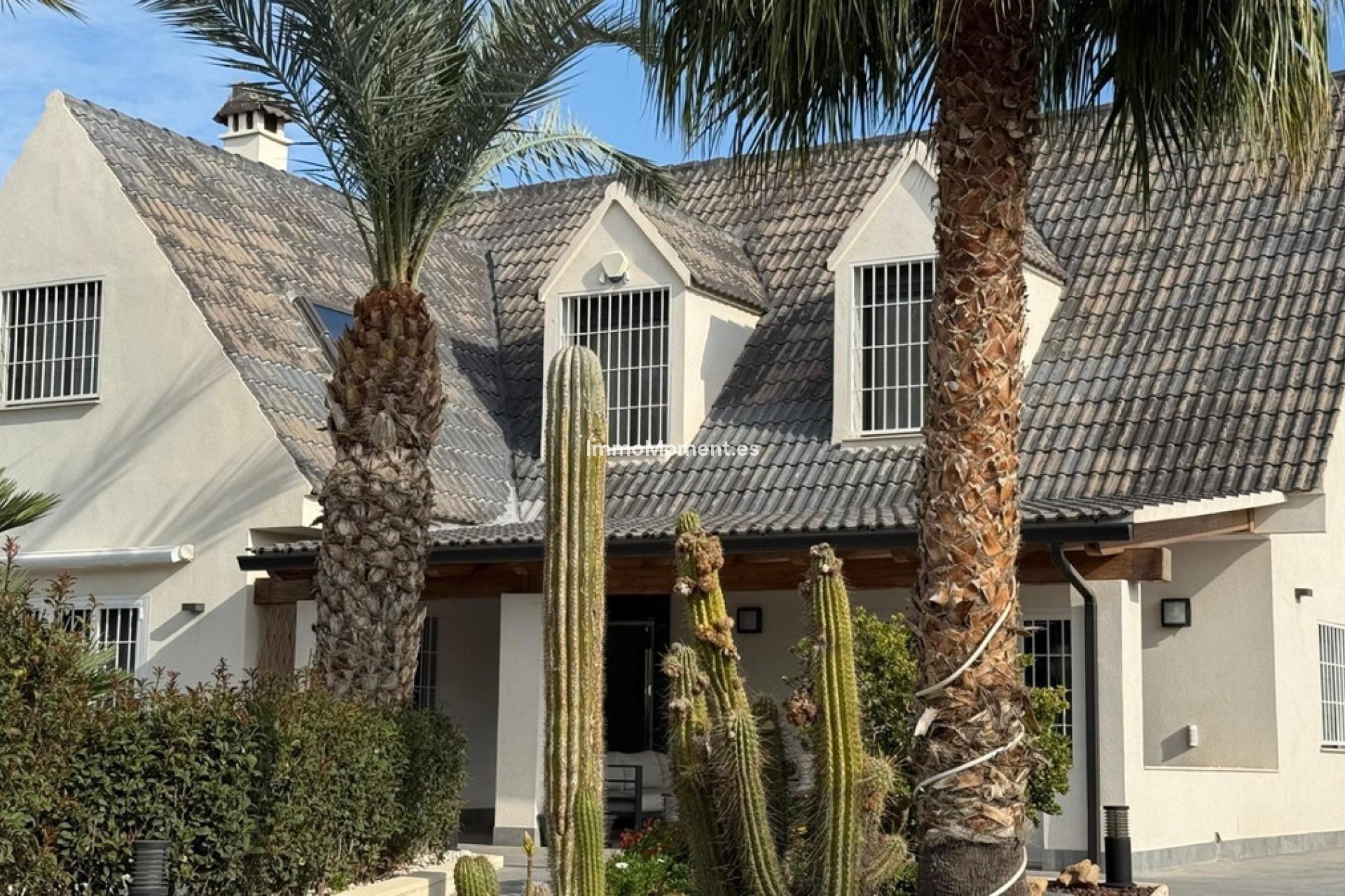 Reventa - Villa independiente - Alicante - Alicante Centro