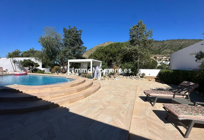 Reventa - Villa independiente - Benalmadena - Benalmadena Centro