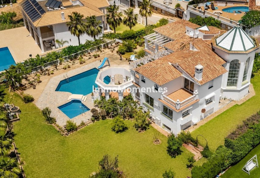 Reventa - Villa independiente - Benalmadena - Torrequebrada