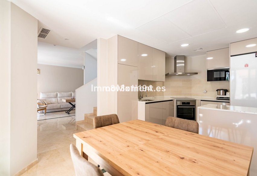 Reventa - Villa independiente - Casares - Casares Centro