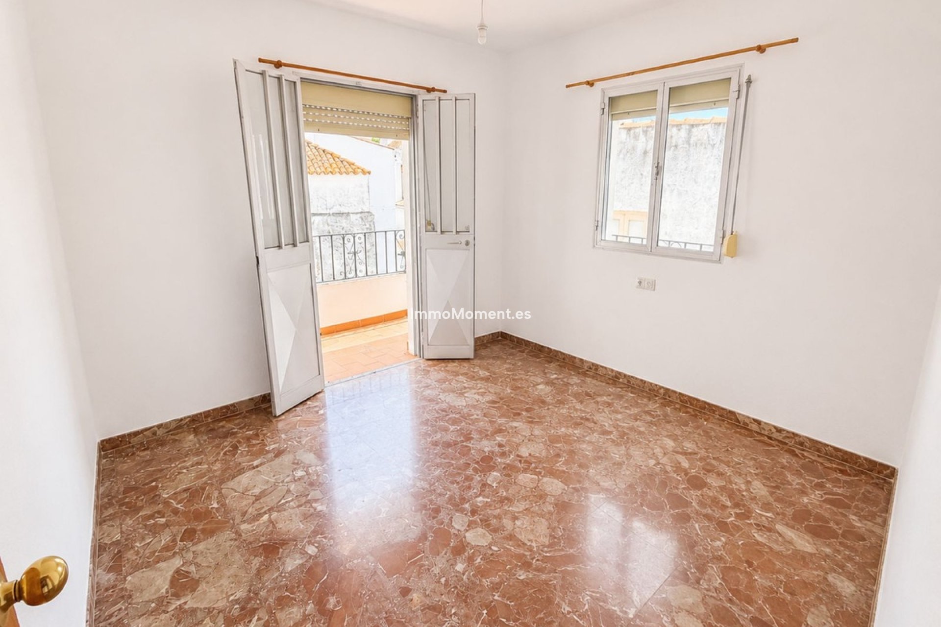 Reventa - Villa independiente - Casares - Casares Centro